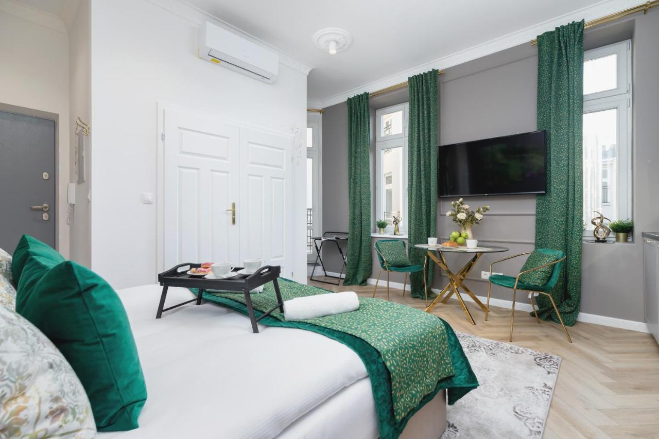 Kazimierz With Jacuzzi By Renters Prestige Apartament Kraków